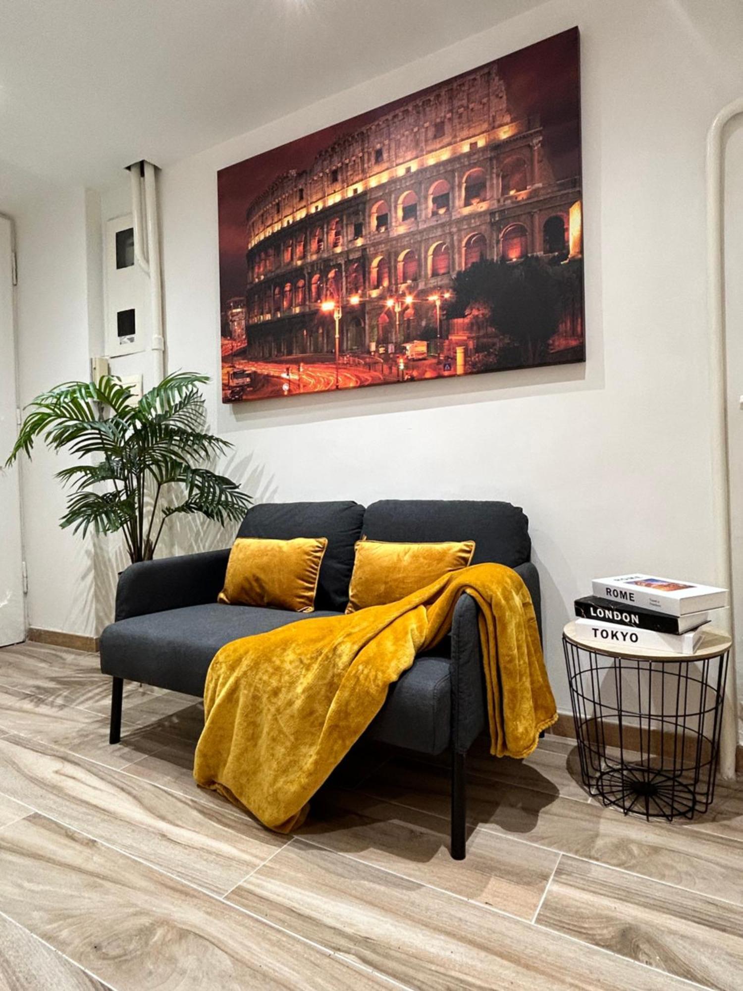 Lägenhet Casa Domus Mea - Garden Addicted Rom